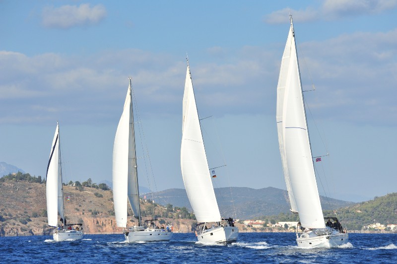 Blue-Cup-regatta-Greece-sailing-yachts-in-the-race